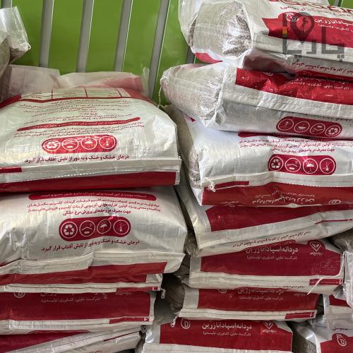 غذا کامل مرغ محلی و تخم گذار